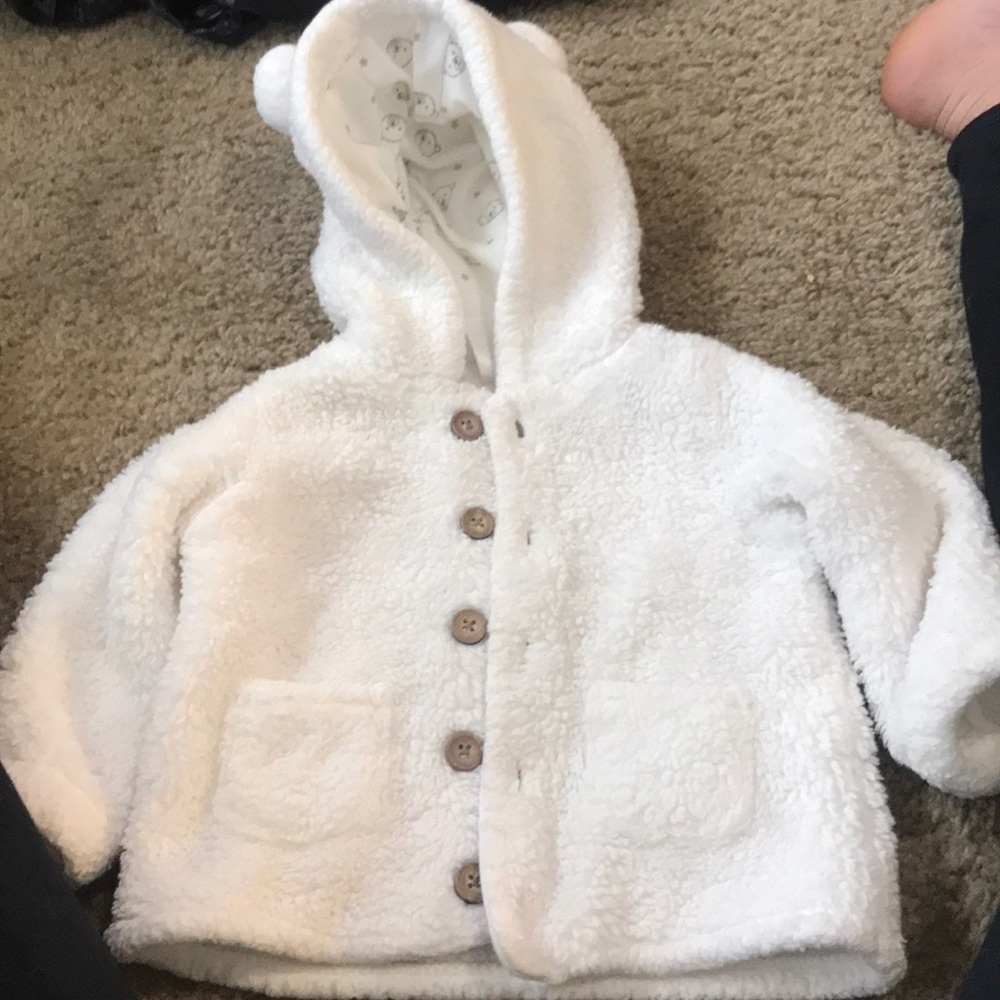White fully bear jacket